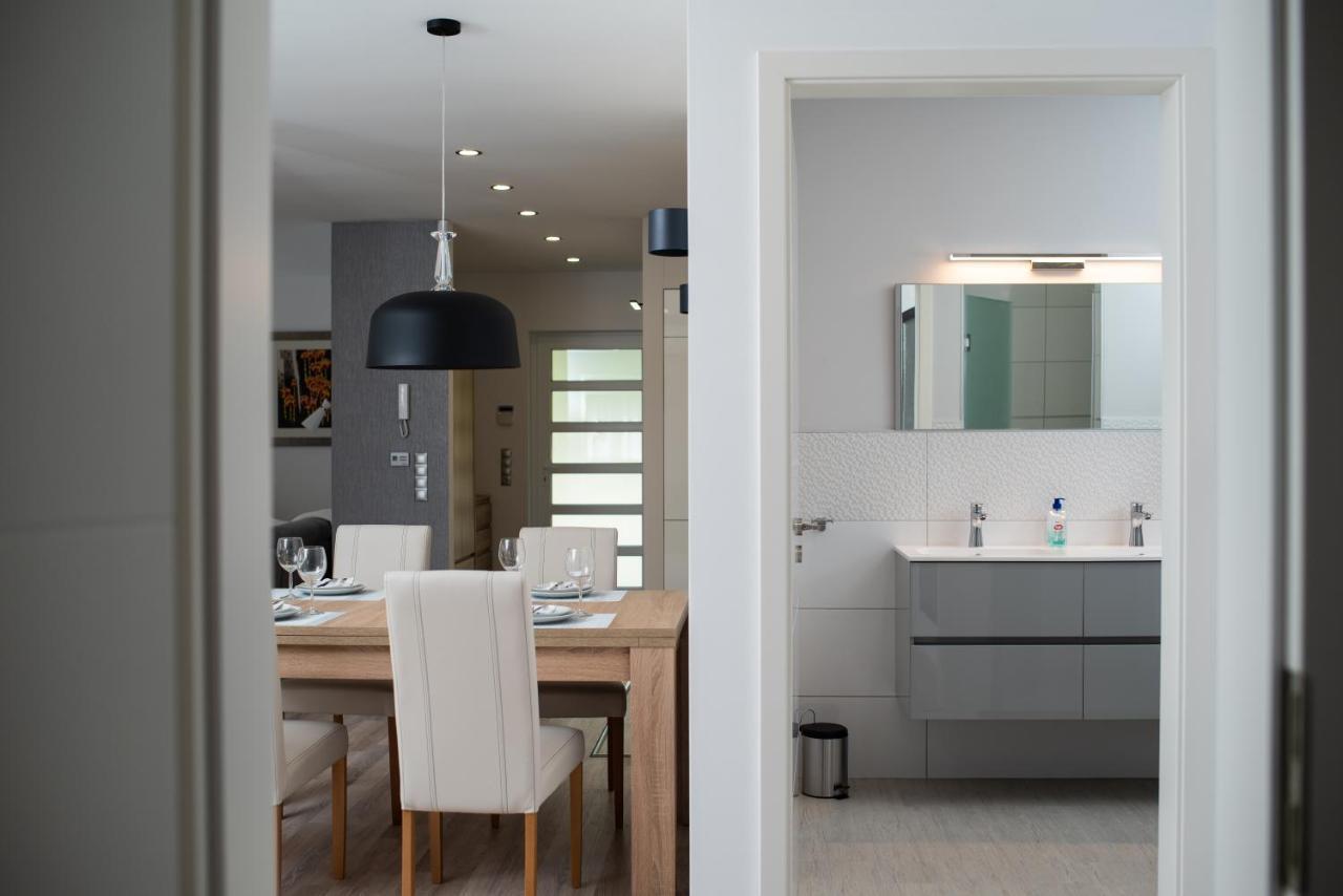 Twins Apartman Heviz Bagian luar foto