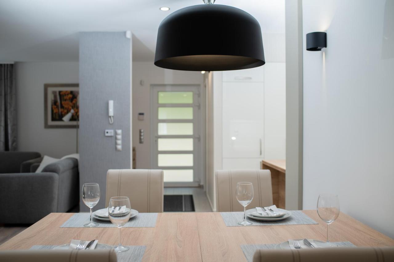 Twins Apartman Heviz Bagian luar foto