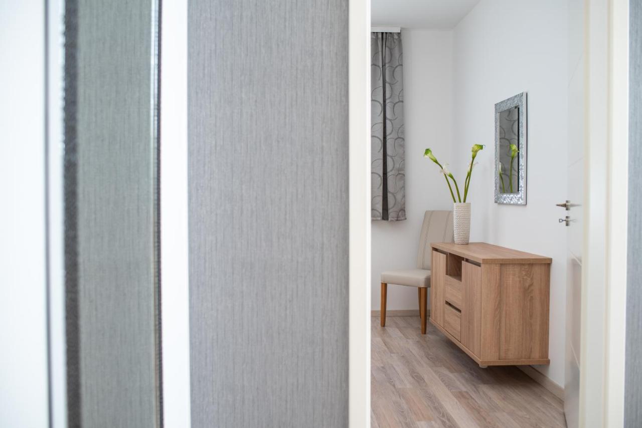 Twins Apartman Heviz Bagian luar foto