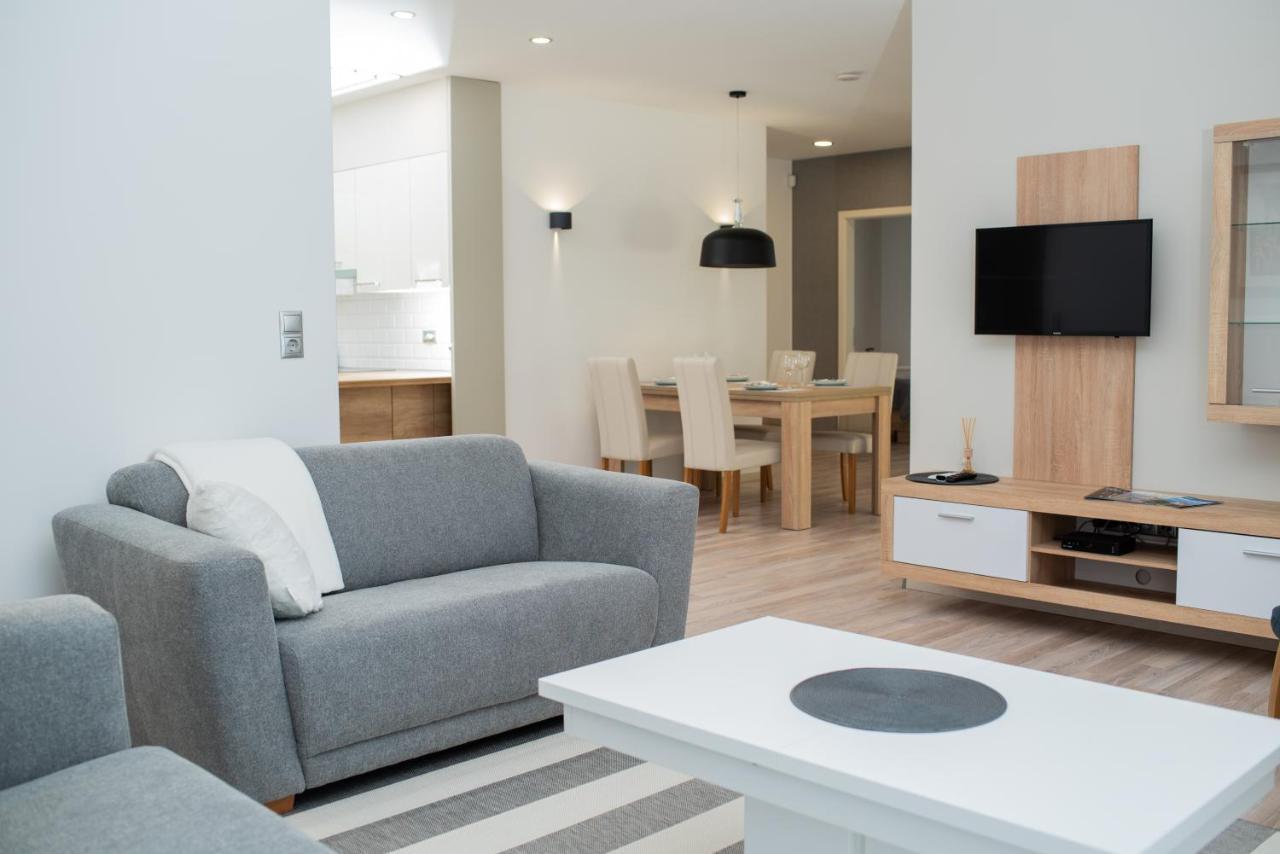 Twins Apartman Heviz Bagian luar foto